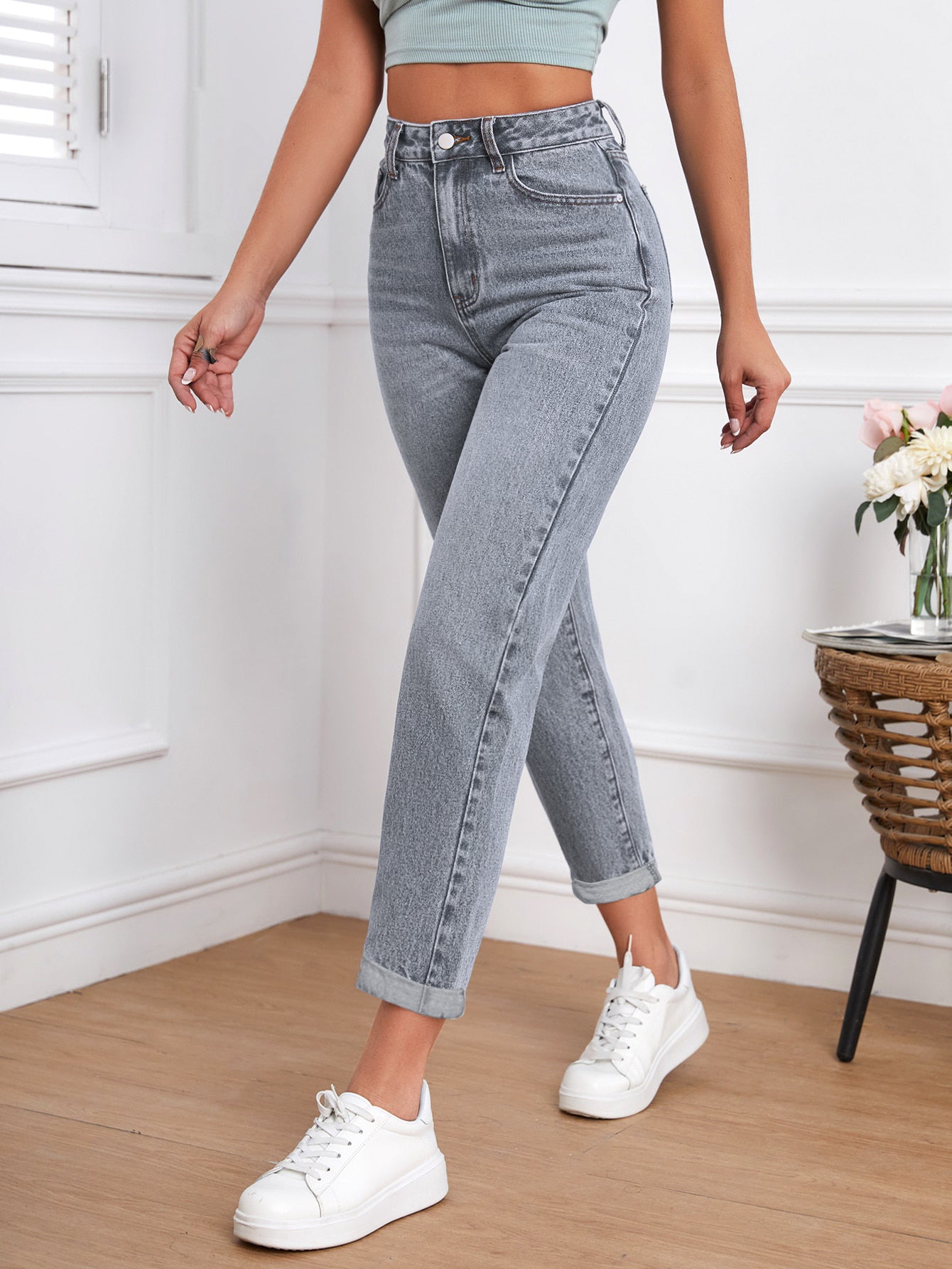 ODIN SOLID HIGH WAIST MOM FIT JEANS