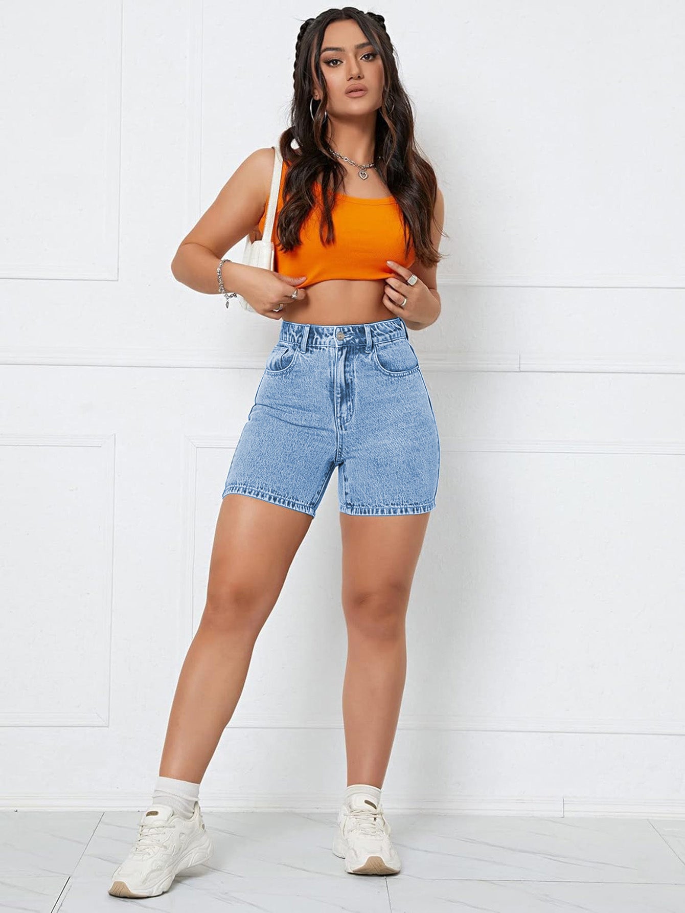TRIVIA SOLID CUFFED HEM DENIM SHORTS