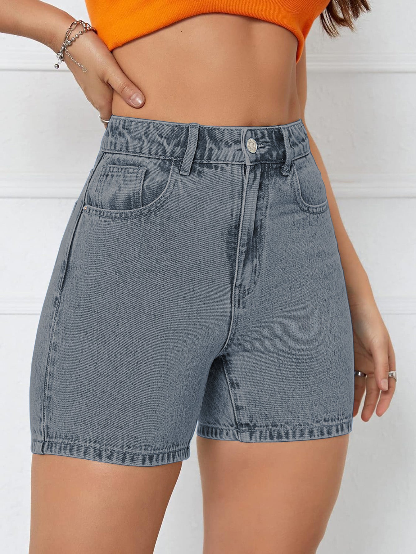 TRIVIA SOLID CUFFED HEM DENIM SHORTS