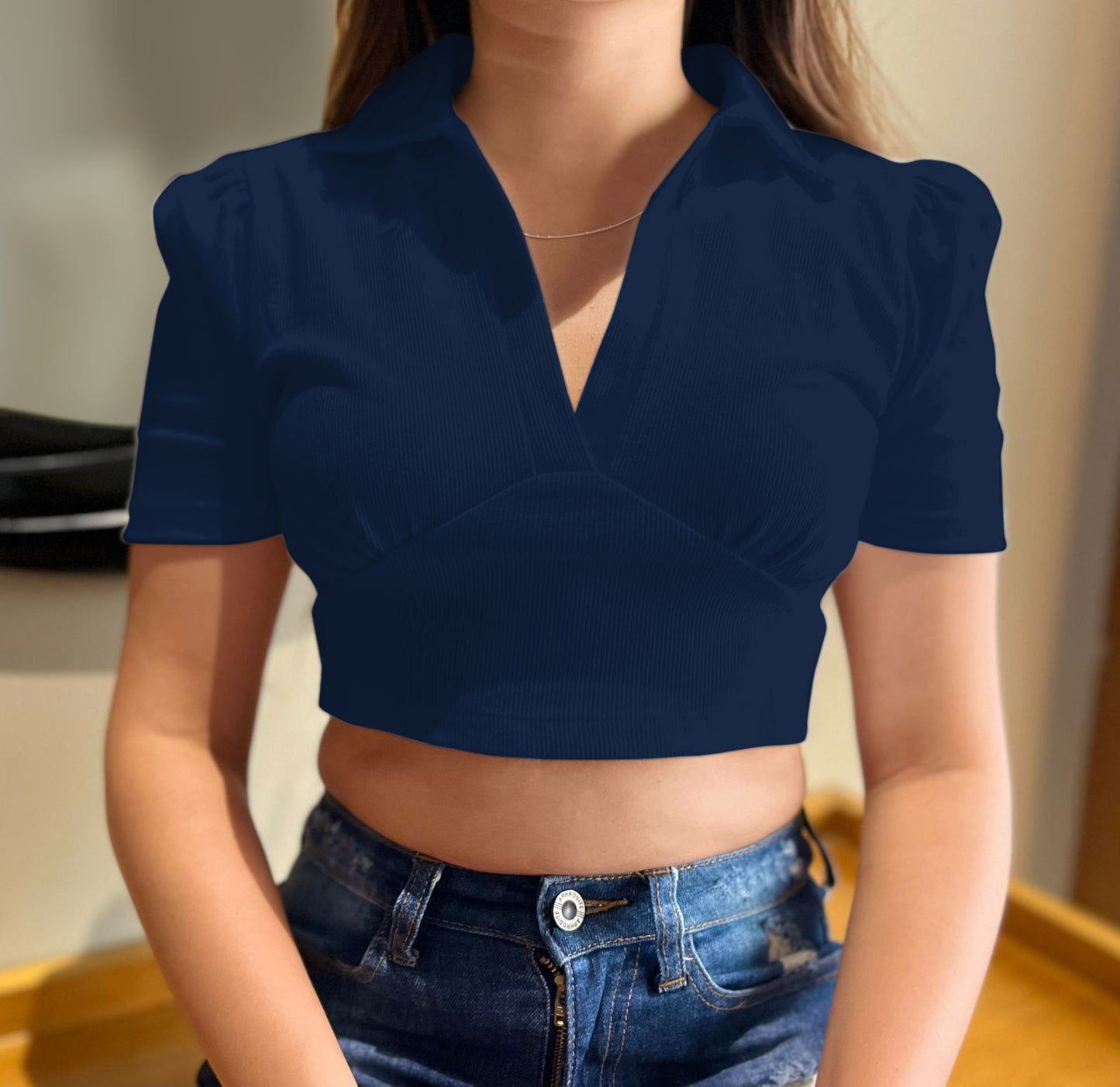 CANNES BASIC SOLID COLLARED RIBBED CROP TOP