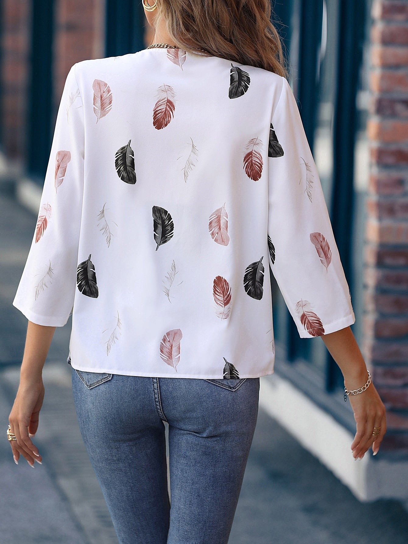 REMY CASUAL FEATHER PRINTED TOP